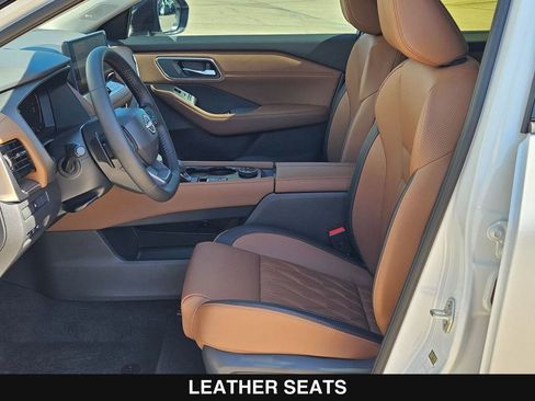 New 2026 Nissan Rogue Platinum AWD/4WD image 11