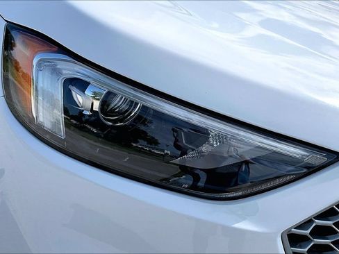 Used 2024 Ford Edge SEL AWD/4WD image 28