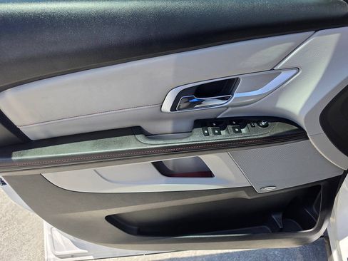 Used 2010 GMC Terrain SLT FWD image 18
