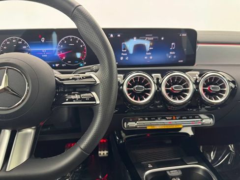 Certified 2026 Mercedes-Benz CLA 250 image 25