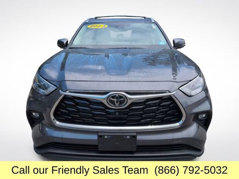 Used 2023 Toyota Highlander Limited AWD/4WD image 9