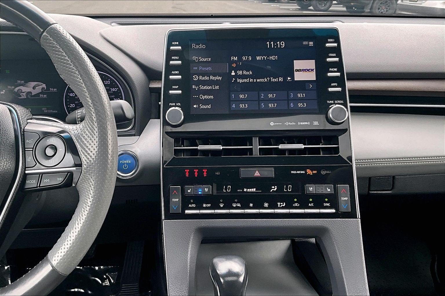 Used 2021 Toyota Avalon Limited w/ Advanced Safety Package FWD image 6