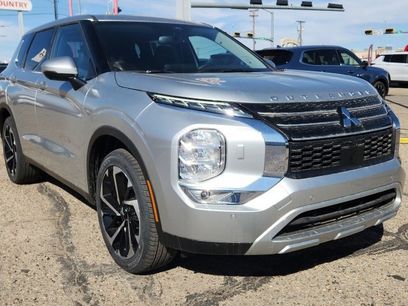 New 2024 Mitsubishi Outlander SE