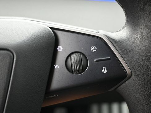 Used 2024 Tesla Cybertruck AWD Crew Cab image 22