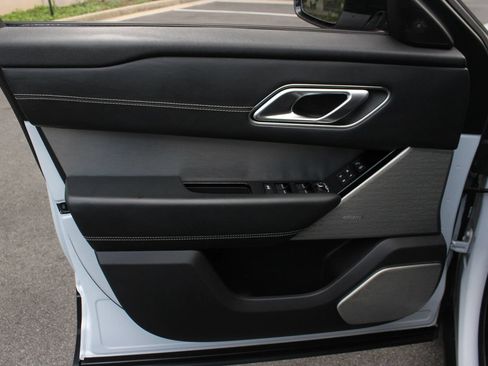 Used 2020 Land Rover Range Rover Velar R-Dynamic HSE AWD/4WD image 15