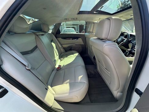 Used 2014 Cadillac XTS Platinum FWD image 17