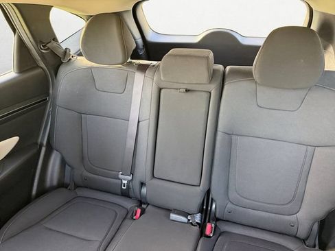 Used 2022 Hyundai Tucson SEL FWD image 13