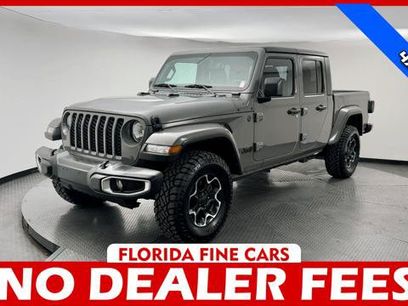 Used 2023 Jeep Gladiator Sport