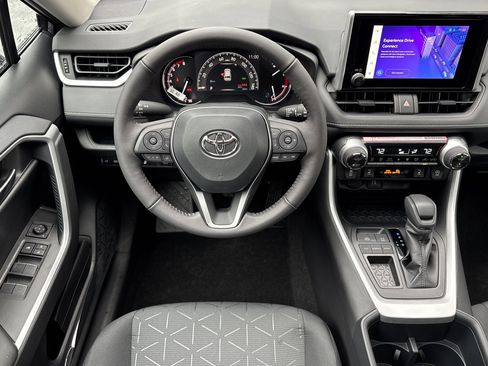 New 2025 Toyota RAV4 XLE image 16