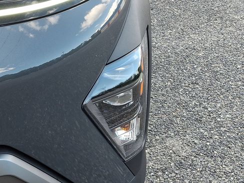 Certified 2024 Hyundai Kona SEL AWD/4WD image 33