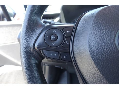 Certified 2025 Toyota Corolla LE FWD image 15