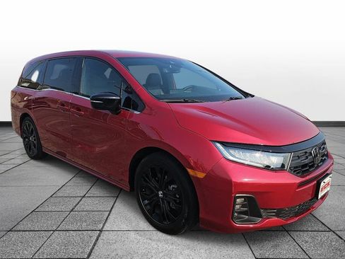Used 2025 Honda Odyssey Sport-L image 3