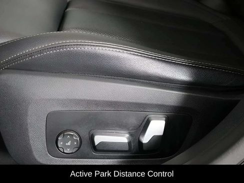 Used 2023 BMW i4 eDrive35 w/ Premium Package RWD image 34