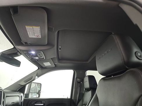 Used 2023 GMC Sierra 3500 Denali AWD/4WD image 18