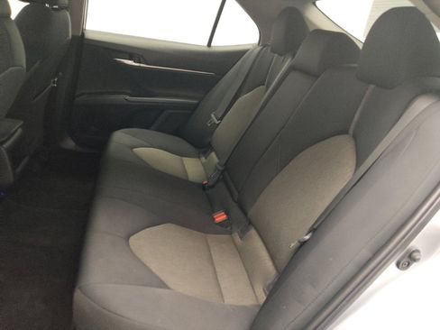 Used 2022 Toyota Camry LE image 18