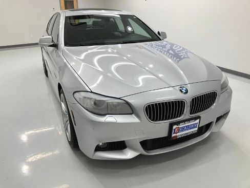 Used 2013 BMW 535i . image 2