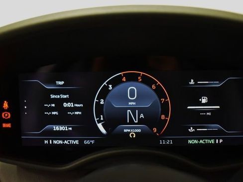 Used 2020 McLaren GT image 11
