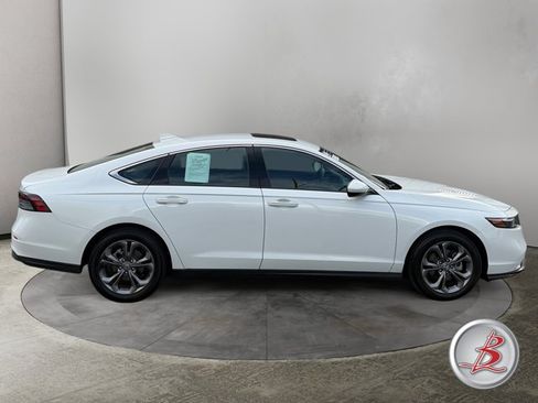 Used 2024 Honda Accord EX image 8