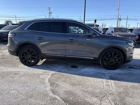 Certified 2023 Lincoln Nautilus Reserve w/ Monochromatic Package image 6