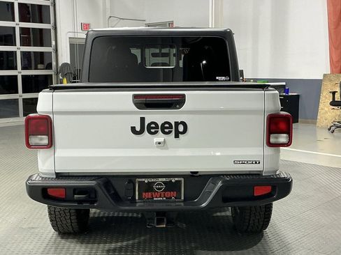 Used 2020 Jeep Gladiator Sport w/ Quick Order Package 24S image 43