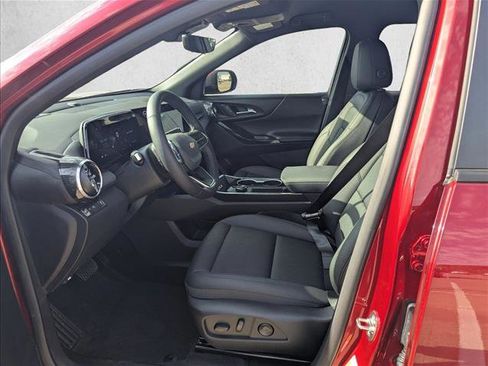 New 2026 Chevrolet Equinox LT image 4