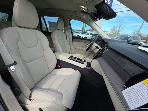New 2026 Volvo XC90 B6 Ultra image 10