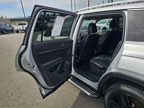 Used 2019 Volkswagen Atlas SEL Premium AWD/4WD image 23