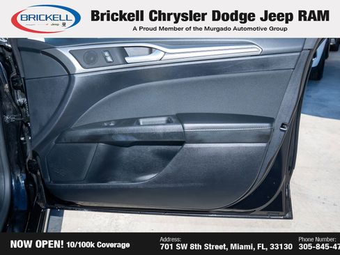 Used 2020 Ford Fusion SE image 12