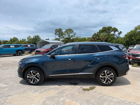 Certified 2024 Kia Sportage EX AWD/4WD image 5