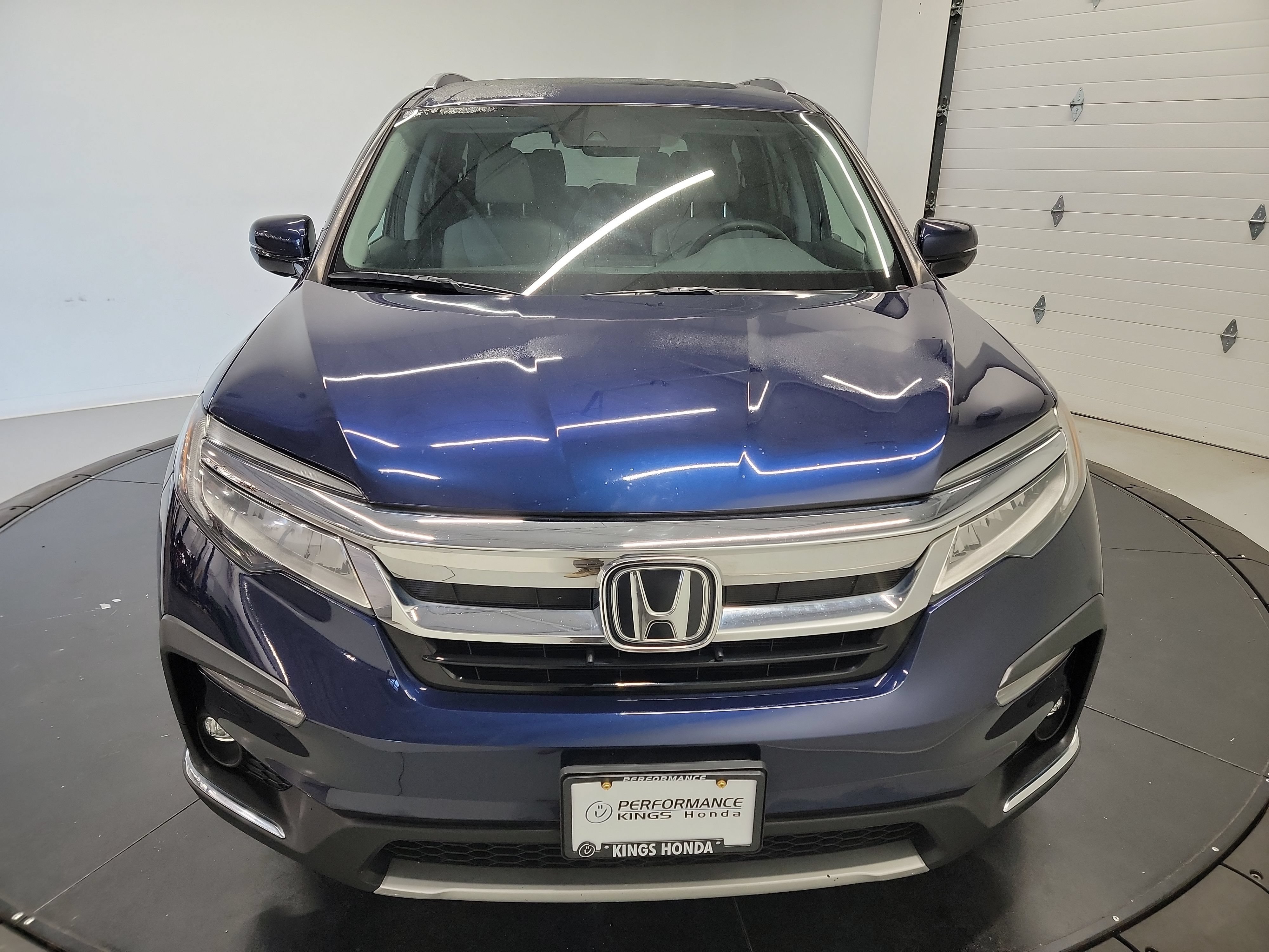Used 2020 Honda Pilot Touring image 2