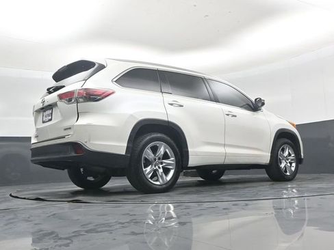 Used 2016 Toyota Highlander Limited Platinum image 41