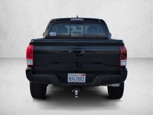 Used 2016 Toyota Tacoma SR5 w/ SR5 Appearance Package (SN) image 7