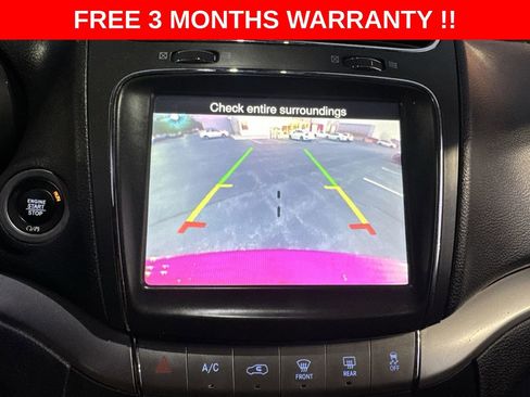 Used 2020 Dodge Journey Crossroad FWD image 18