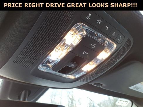 Used 2022 Mercedes-Benz GLB 250 GLB 250 image 21