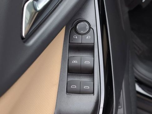 Used 2026 Chevrolet Equinox ACTIV FWD image 16