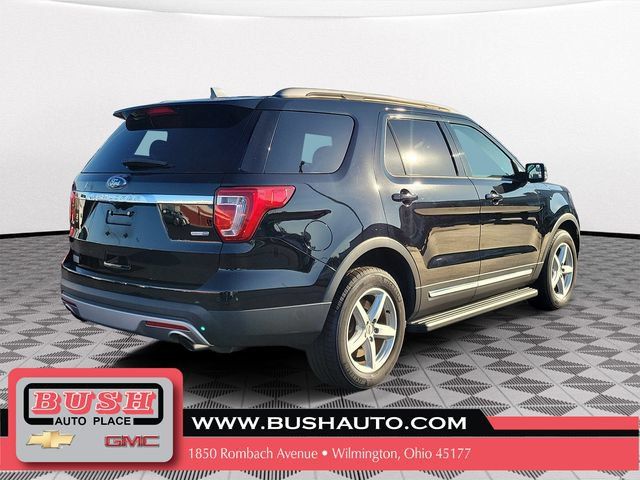 Used 2017 Ford Explorer XLT AWD/4WD image 4