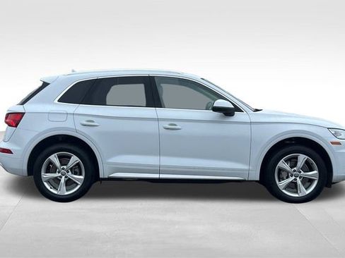 Used 2020 Audi Q5 2.0T Premium image 3