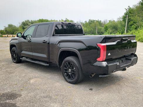 Used 2024 Toyota Tundra Limited AWD/4WD image 7
