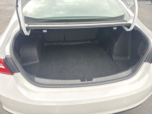 Used 2024 Chevrolet Malibu LT image 5