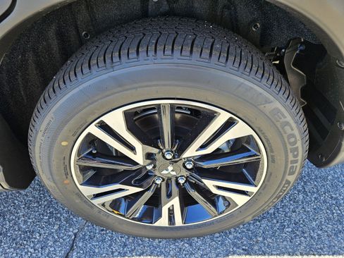 New 2026 Mitsubishi Eclipse Cross AWD image 11