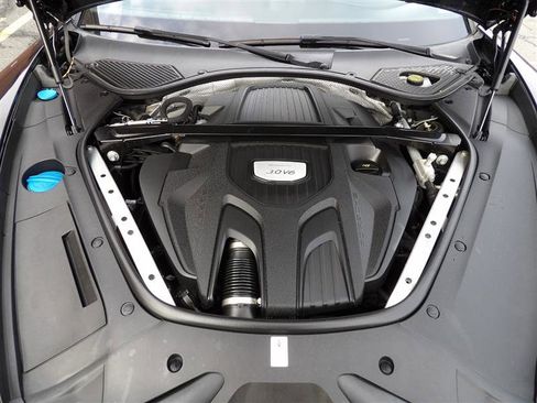 Used 2018 Porsche Panamera image 33