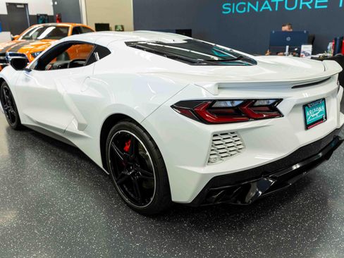 Used 2023 Chevrolet Corvette Stingray Preferred Cpe w/ Z51 Performance Package RWD image 8