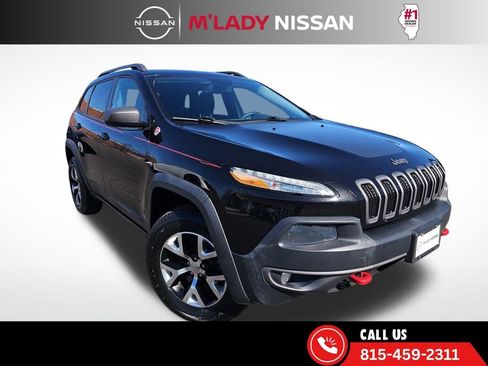 Used 2015 Jeep Cherokee Trailhawk image 1