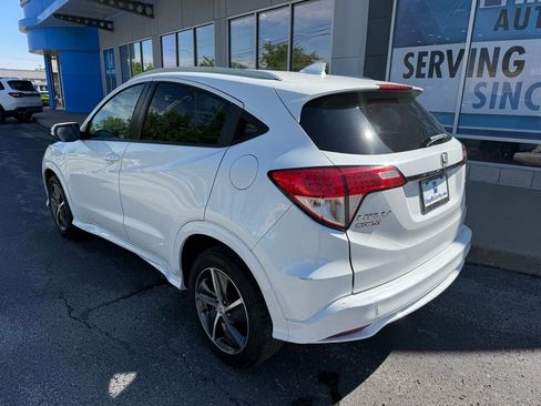 Used 2020 Honda HR-V Touring image 8