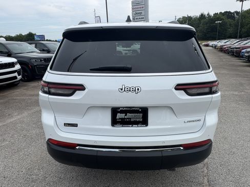 Used 2025 Jeep Grand Cherokee Laredo X w/ Luxury Tech Group I AWD/4WD image 6