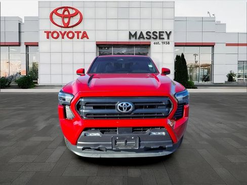 Used 2025 Toyota Tacoma SR5 image 8