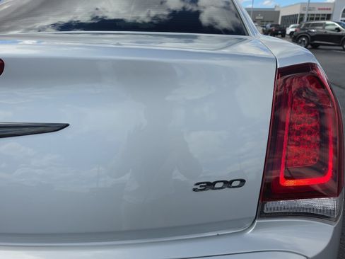 Used 2023 Chrysler 300 Touring L AWD/4WD image 26