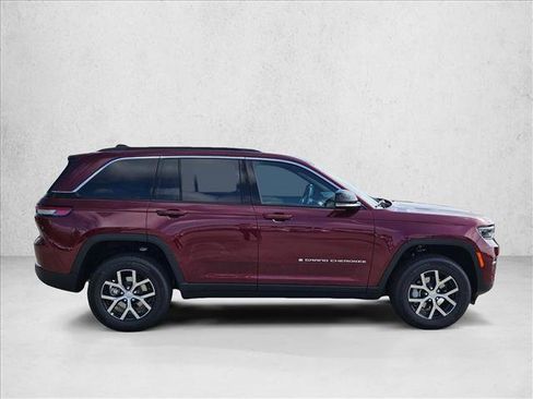 New 2025 Jeep Grand Cherokee Limited w/ Trailer Tow Package image 4