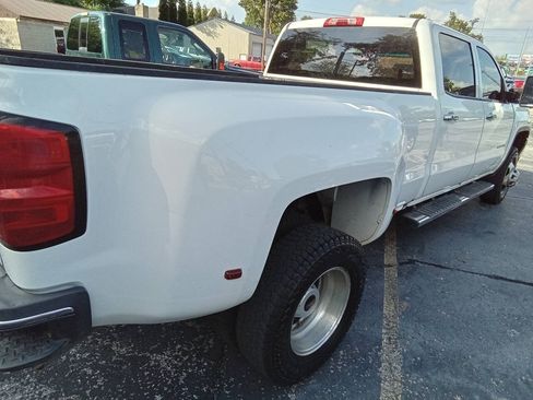 Used 2016 GMC Sierra 3500 4x4 Crew Cab w/ Sierra Convenience Package image 9
