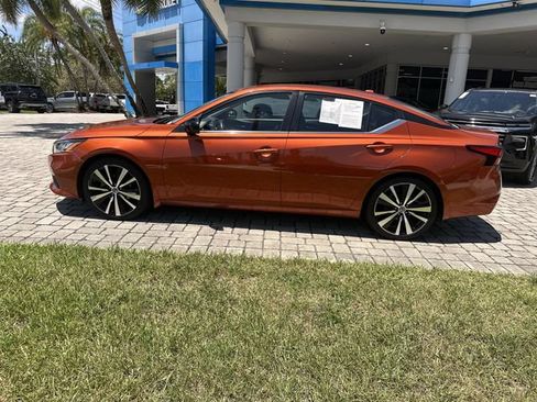 Used 2022 Nissan Altima 2.5 SR FWD image 33